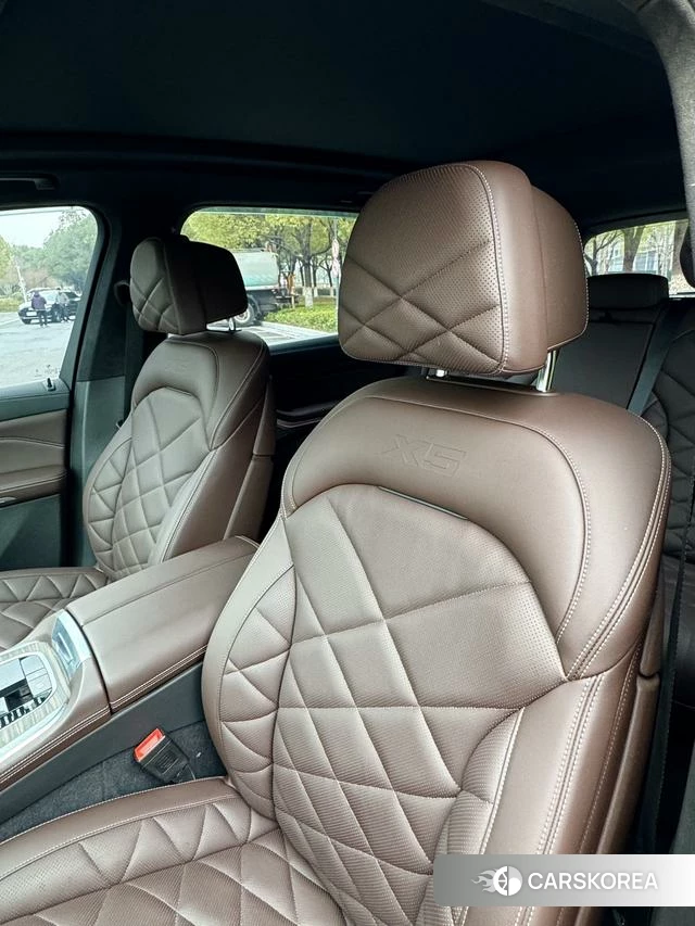 BMW X5 id 4209569 из Китая 10