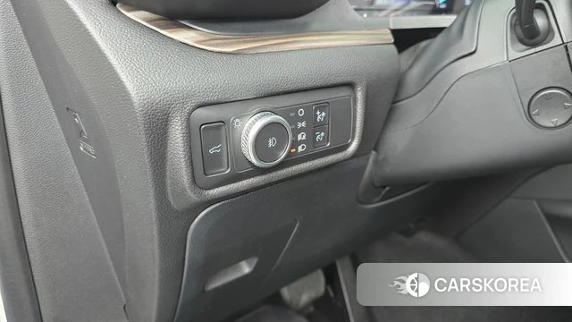 Ford Explorer 6th Generation id 4475322 из Кореи 10