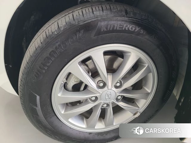 Hyundai The New Avante AD id 3834307 из Кореи 10