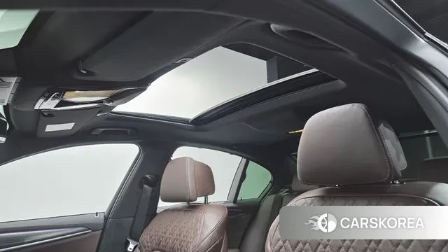 BMW 5 Series (G30) id 3523987 из Кореи 10