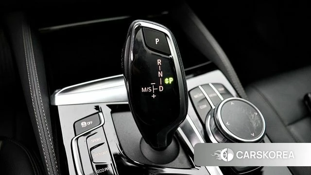 BMW 5 Series (G30) id 4325652 из Кореи 10