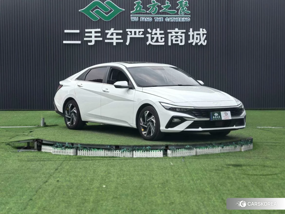 Hyundai Elantra id 4504970 из Китая 10