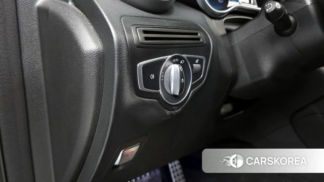 Mercedes-Benz GLC-Class X253 id 4232418 из Кореи 10