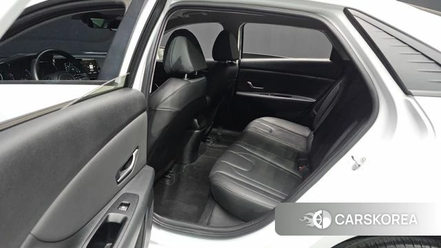 Hyundai Avante (CN7) id 3860926 из Кореи 10