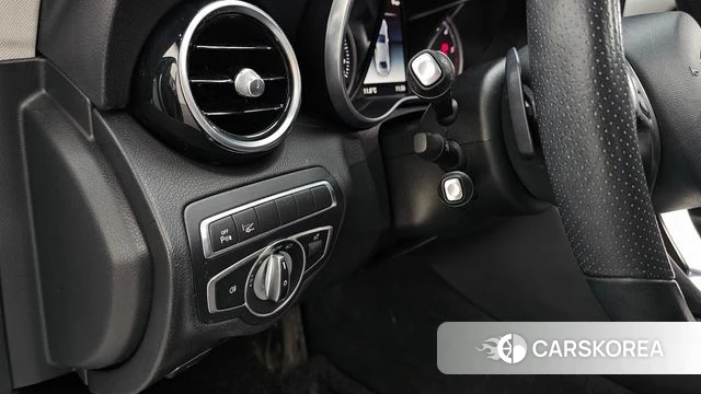 Mercedes-Benz C-Class W205 id 3905848 из Кореи 10