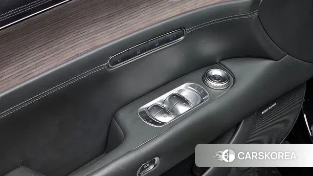 Genesis G90 (RS4) id 3707386 из Кореи 10