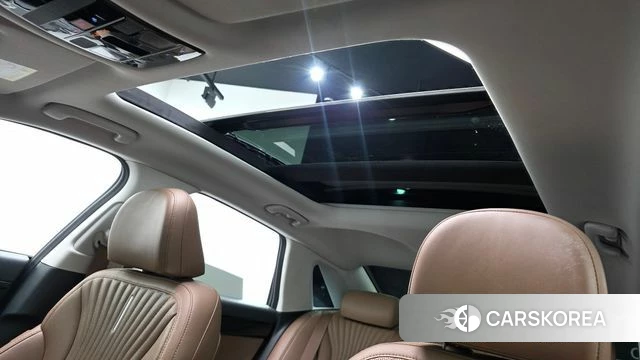 Hyundai Grandeur (GN7) id 4281365 из Кореи 10