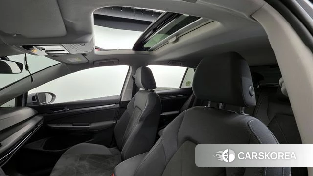 Volkswagen Golf 8th Generation id 3859828 из Кореи 10