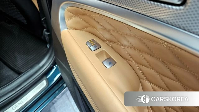 Genesis The New G70 id 3819387 из Кореи 10