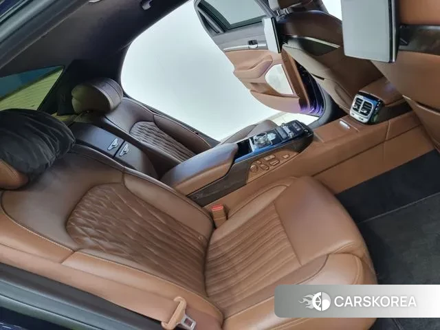 Genesis G90 id 2995158 из Кореи 10