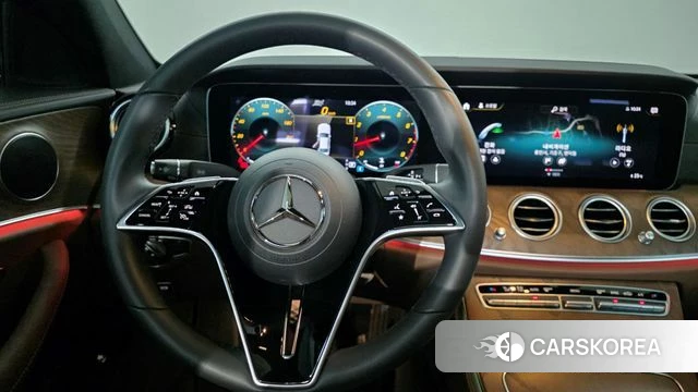 Mercedes-Benz E-Class W213 id 4549291 из Кореи 10