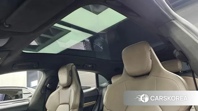 Porsche Taycan id 3614754 из Кореи 10