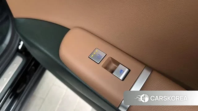 Hyundai Grandeur Hybrid (GN7) id 3179893 из Кореи 10