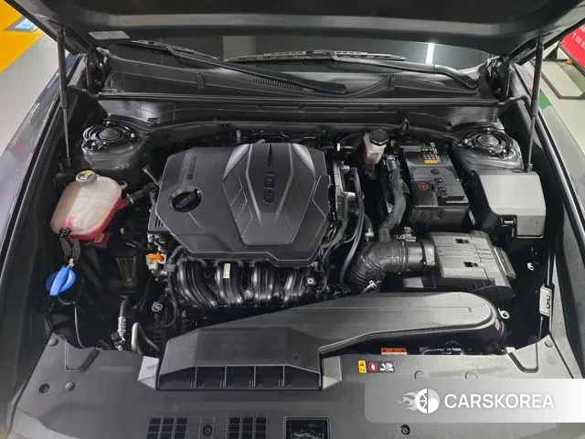 Hyundai Grandeur (GN7) id 3342007 из Кореи 10