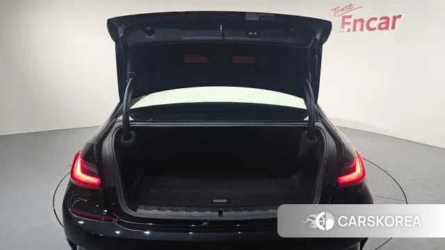 BMW 3 Series (G20) id 3572536 из Кореи 10