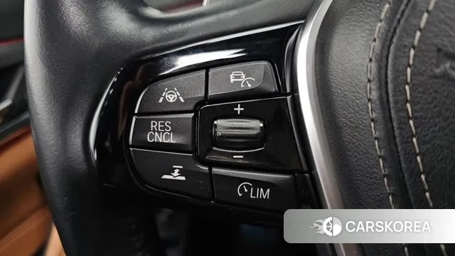 BMW 5 Series (G30) id 3357298 из Кореи 10