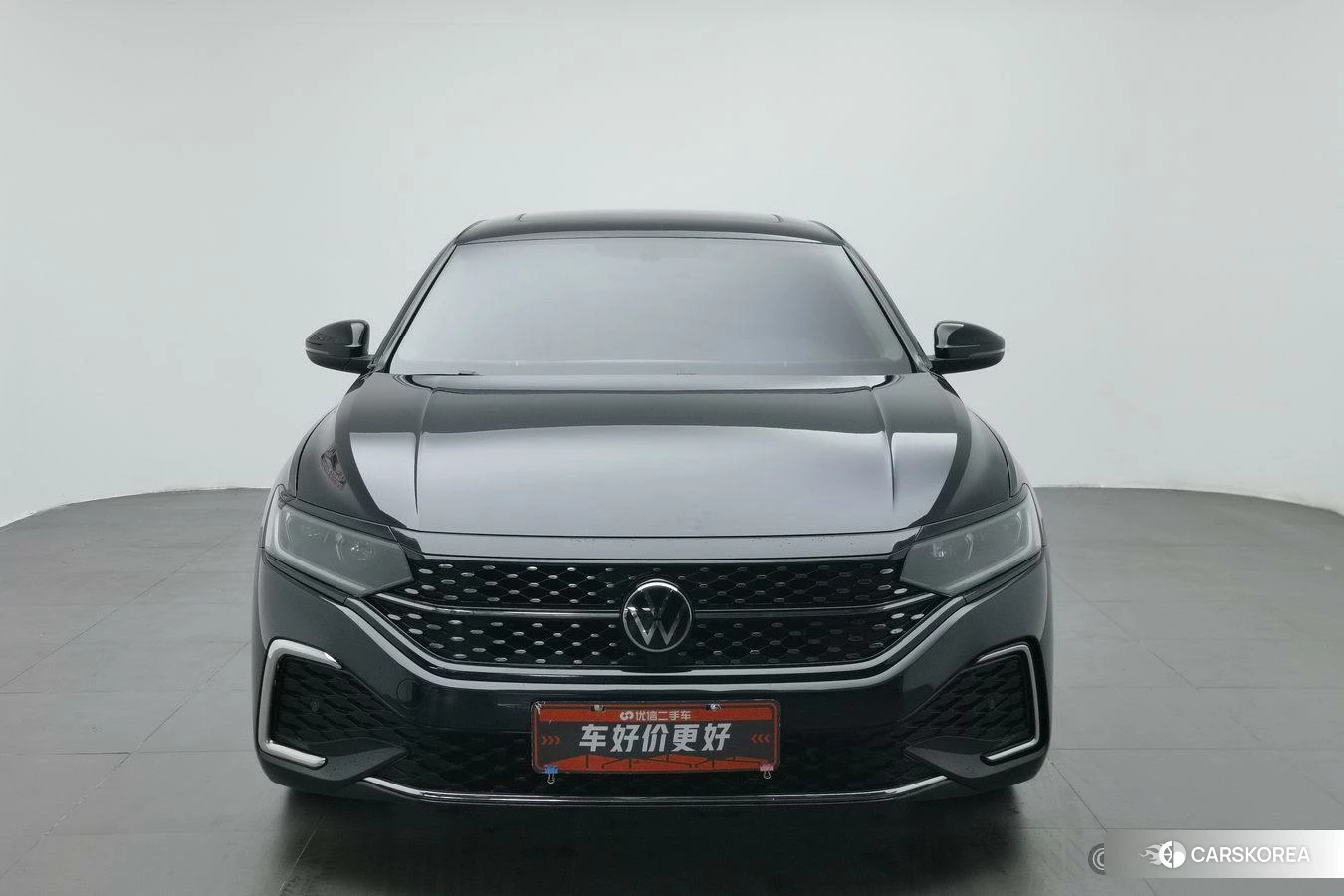 Volkswagen Passat id 4510854 из Китая 10