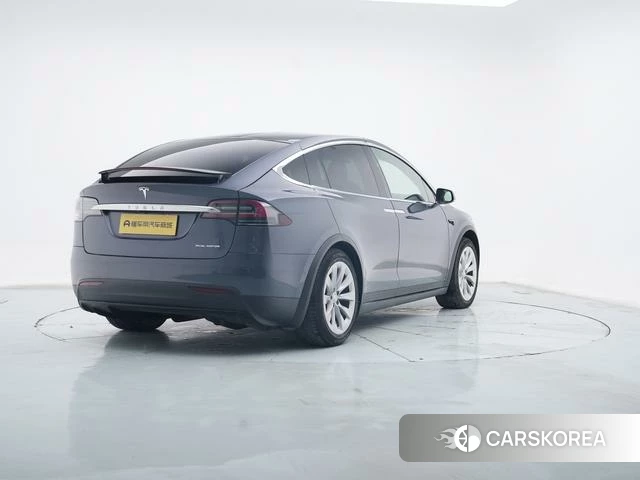 Tesla Model X id 4253407 из Китая 10