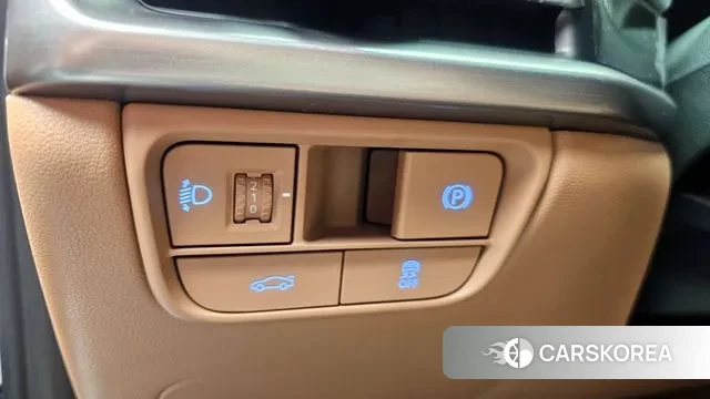 Hyundai Grandeur (GN7) id 3322031 из Кореи 10