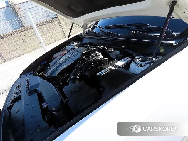 Hyundai Grandeur (GN7) id 3518105 из Кореи 10