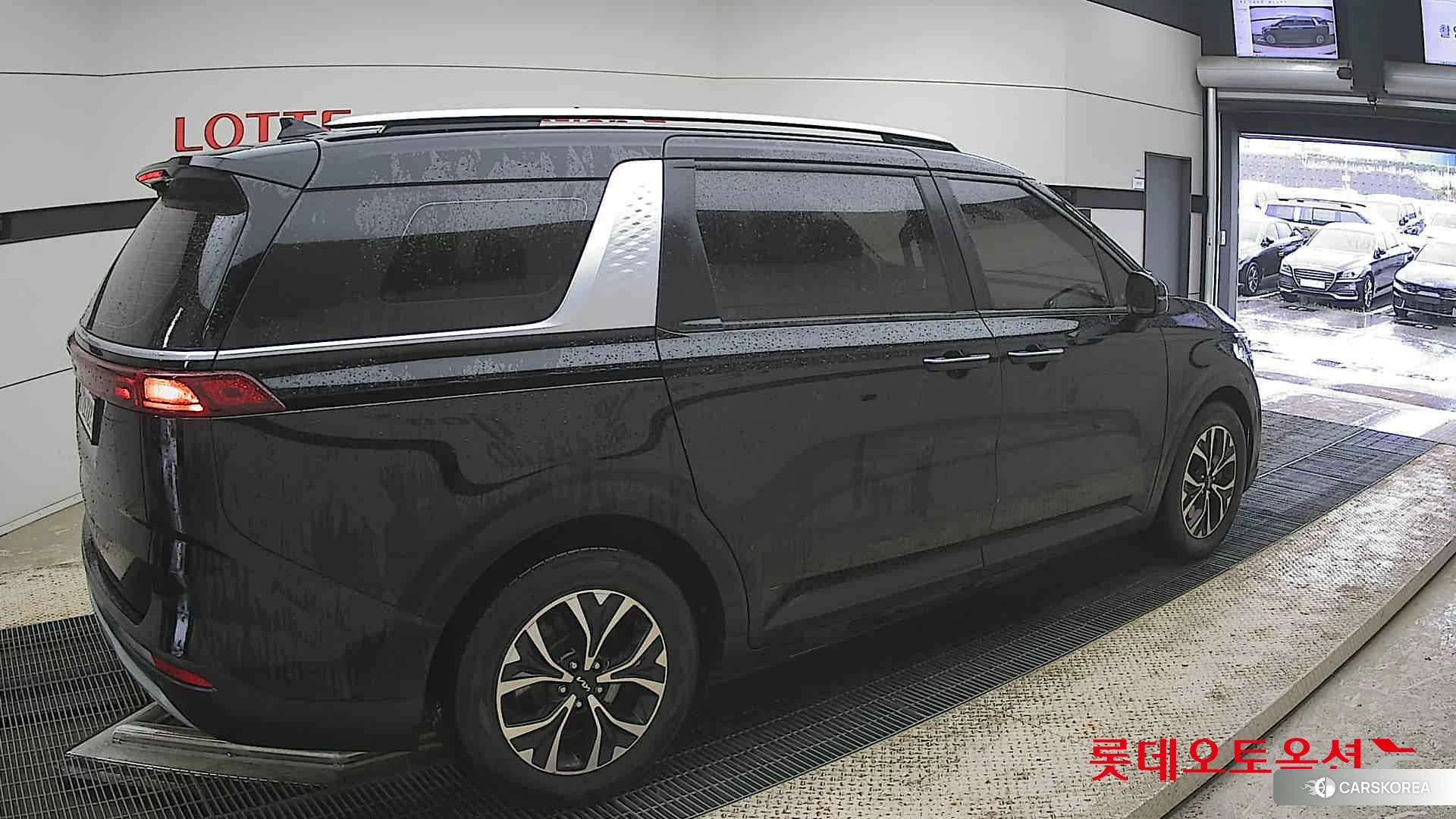 Kia Carnival id 4352370 из Кореи 10
