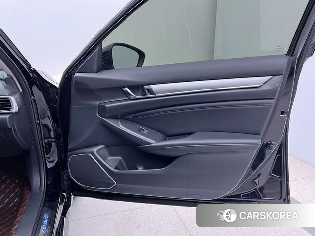 Honda Accord id 4298267 из Китая 10