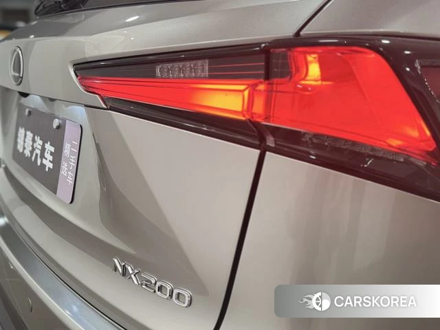 Lexus NX id 4217354 из Китая 10