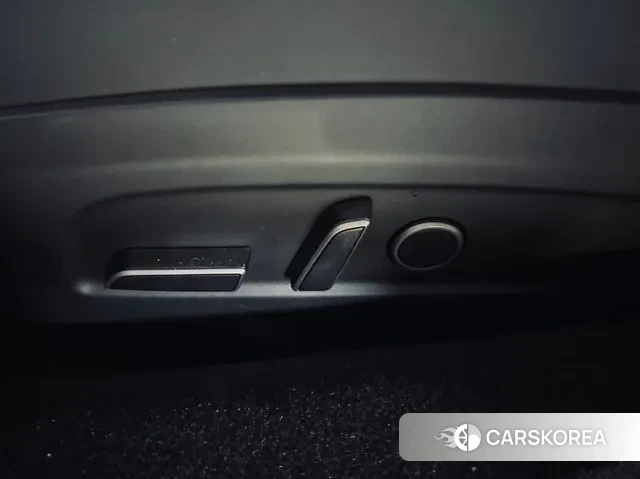 Tesla Model 3 id 3499074 из Кореи 10