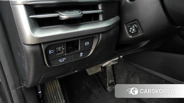 Hyundai Grandeur (GN7) id 3838528 из Кореи 10