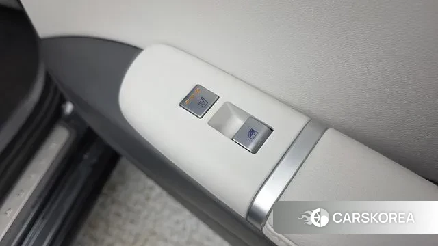 Hyundai Grandeur (GN7) id 3751975 из Кореи 10