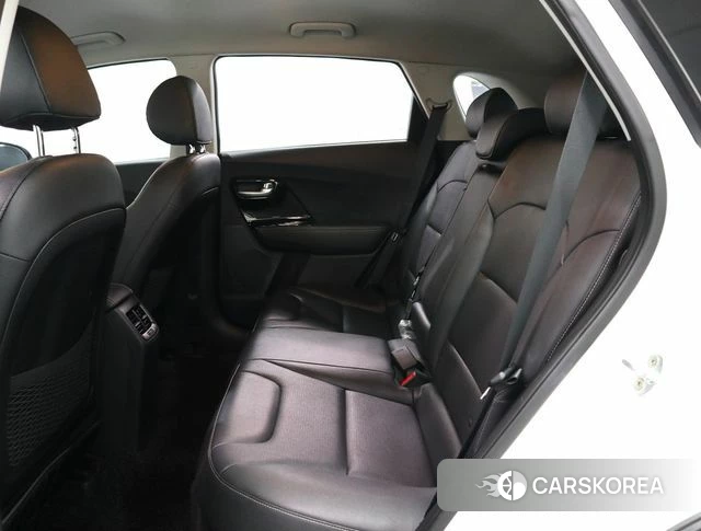 Kia Niro id 4286153 из Кореи 10