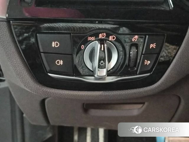 BMW 5 Series (G30) id 4255171 из Кореи 10