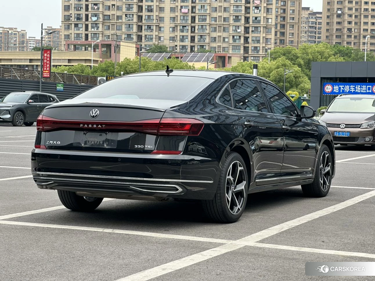 Volkswagen Passat id 4440663 из Китая 10