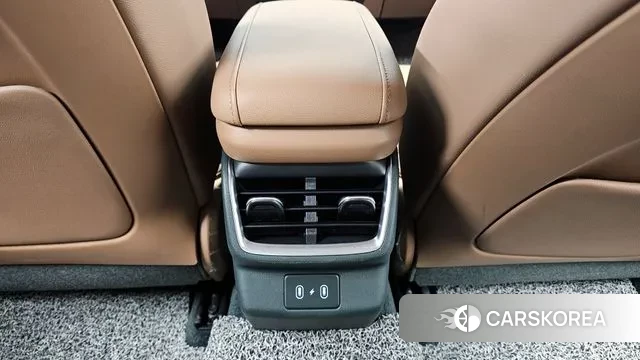 Hyundai Grandeur (GN7) id 3436804 из Кореи 10