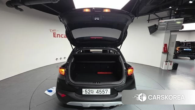 Kia Stonic id 4203643 из Кореи 10