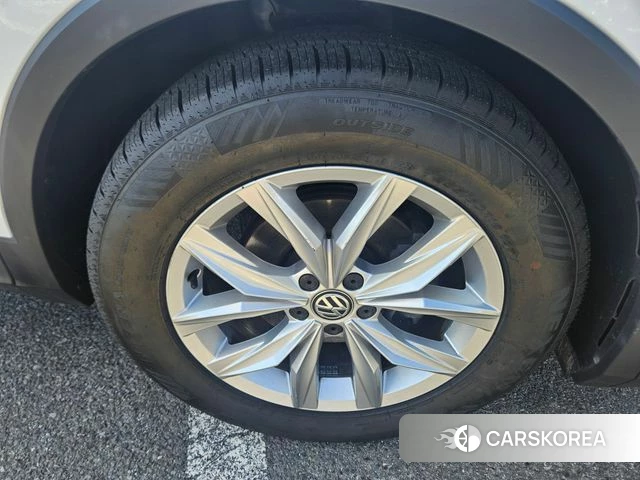 Volkswagen Tiguan second Generation id 4948953 из Кореи 10