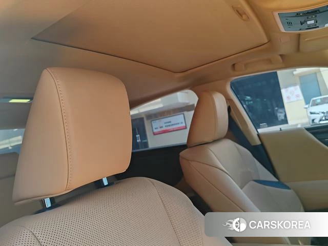 Lexus ES id 4307197 из Китая 10