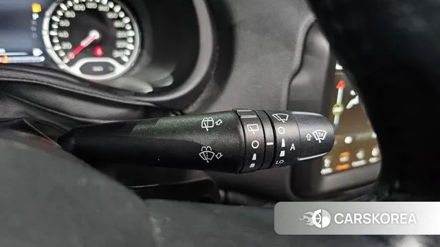 Jeep Renegade id 3504949 из Кореи 10