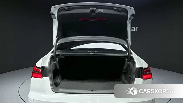 Audi A6 (C8) id 3649771 из Кореи 10