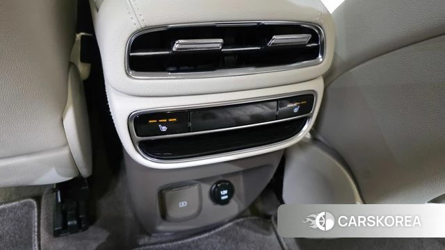 Genesis GV80 id 4400990 из Кореи 10