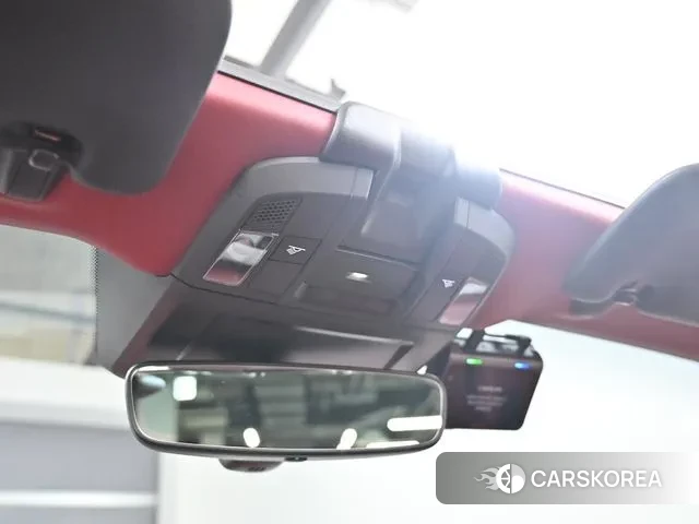 Porsche 911(992) id 3196013 из Кореи 10