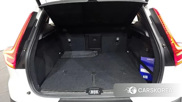 Volvo XC40 id 3736919 из Кореи 10