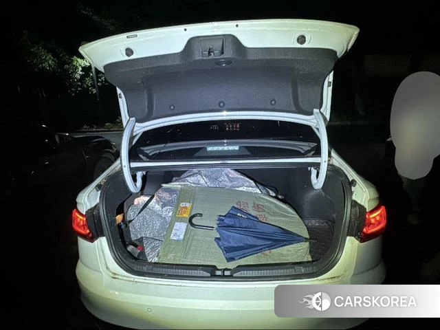 Volkswagen Bora id 4392058 из Китая 10