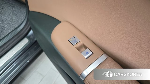 Hyundai Grandeur Hybrid (GN7) id 3837797 из Кореи 10