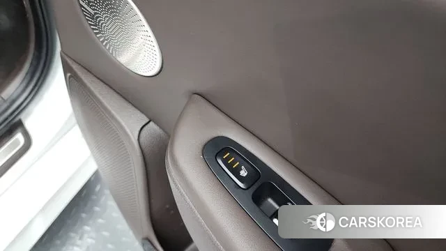 Kia Stinger id 3386229 из Кореи 10