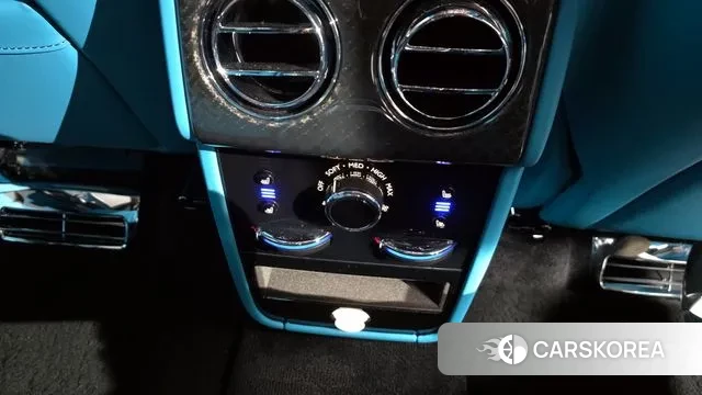 Rolls-Royce Cullinan id 3629564 из Кореи 10