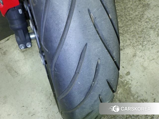 Honda CBR400R id 4184965 из Японии 10