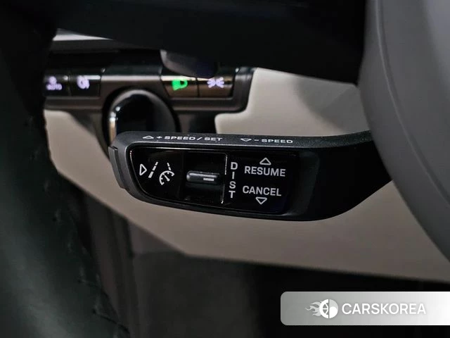 Porsche 911(992) id 4676787 из Кореи 10