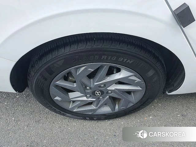 Hyundai The New Avante (CN7) id 4292405 из Кореи 10