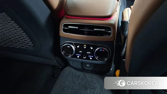 Genesis GV70 id 3327720 из Кореи 10